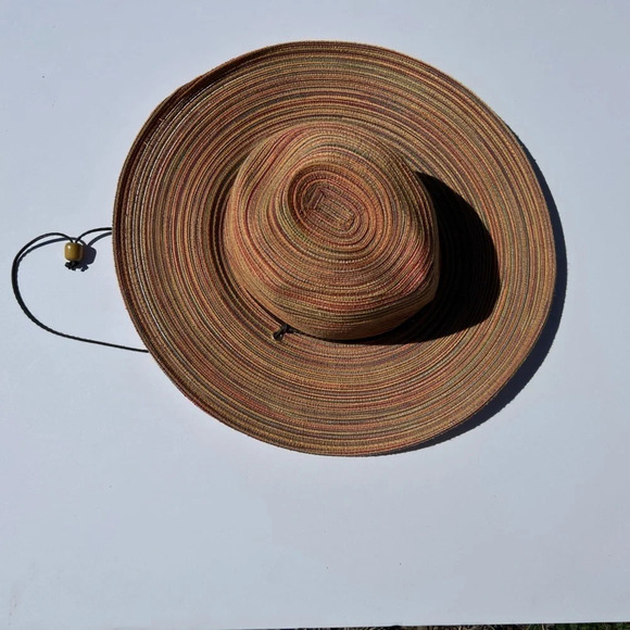 San Diego Zoo,Safari 4 inch Brim hat with wooden toggle adjustable string. - Picture 1 of 5